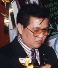 nha` tho+ Phan Xua^n Sinh