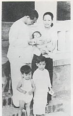 tvk+ma+hai4t+minh2tuoi Tan Dinh Saigon 1949.jpg (8444 bytes)