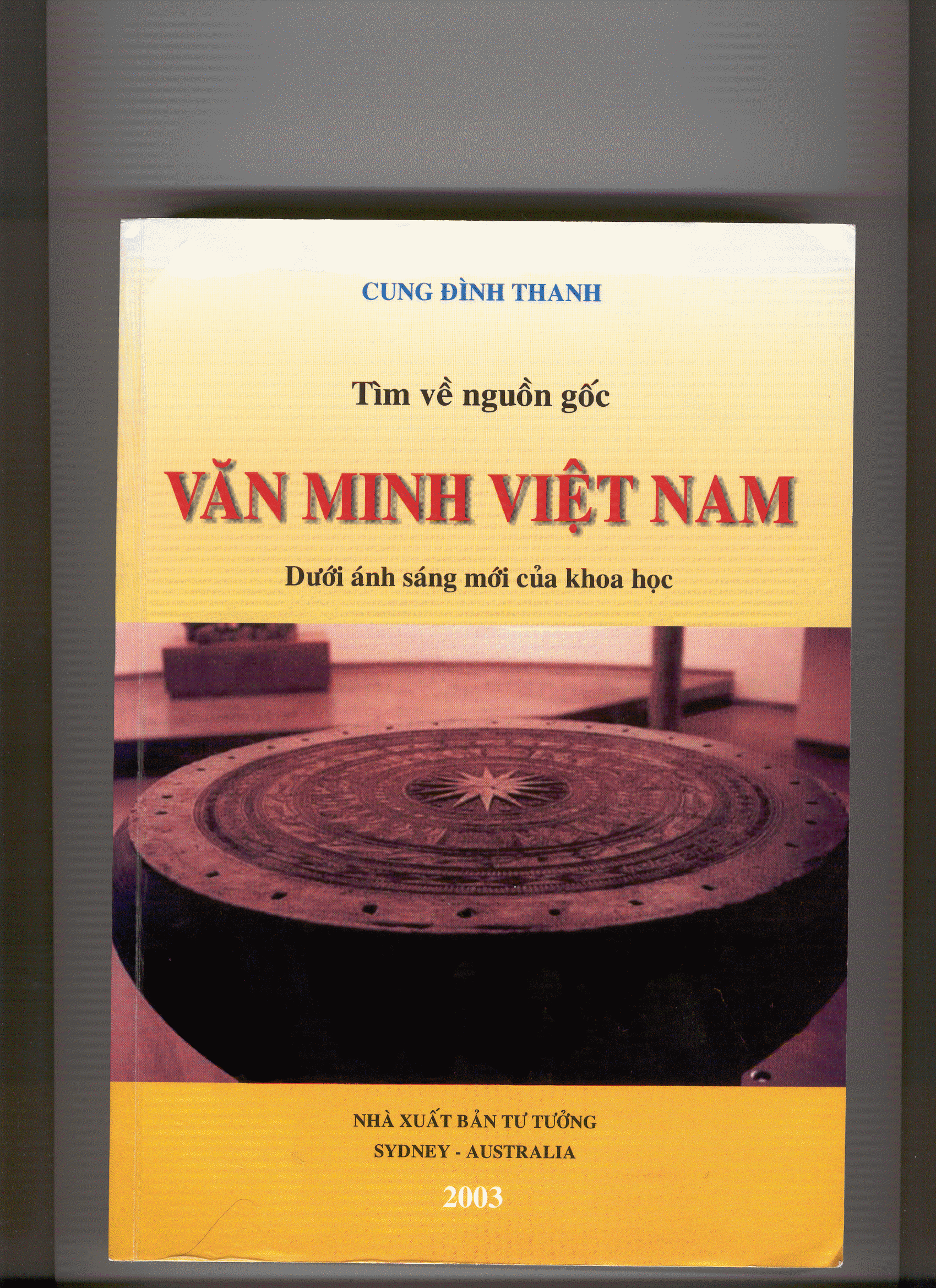 VanMinhVNCover.gif (1753588 bytes)